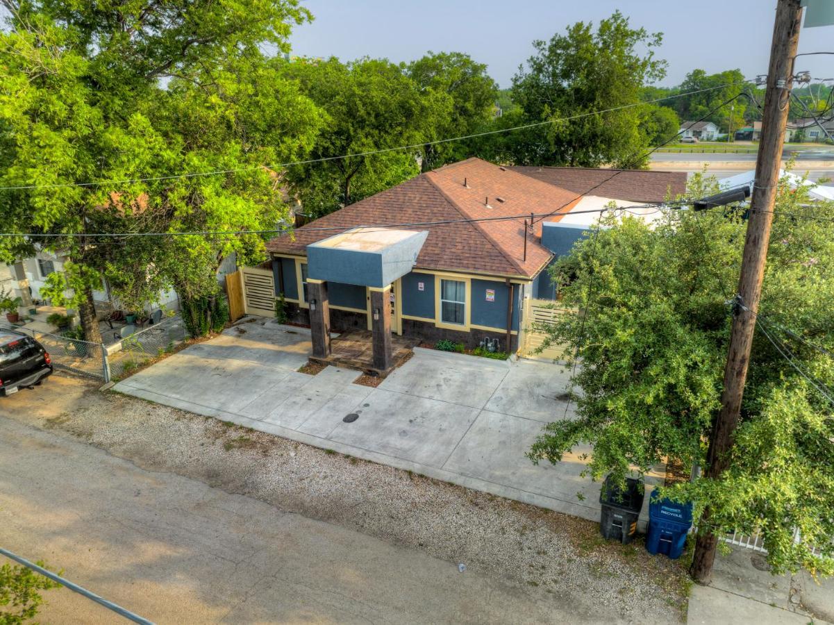 Private Hot Tub3Bd2Ba 2 Miles To Sa River Walk San Antonio Exterior photo